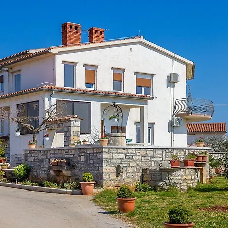 Hacienda Marie Apartamento *