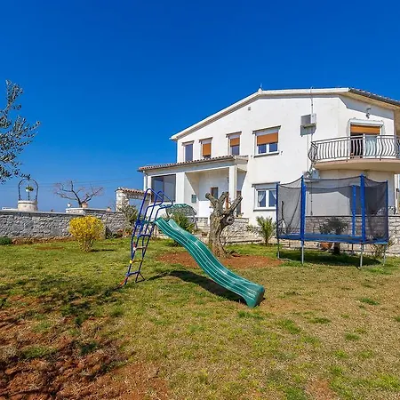 Διαμέρισμα Hacienda Marie *